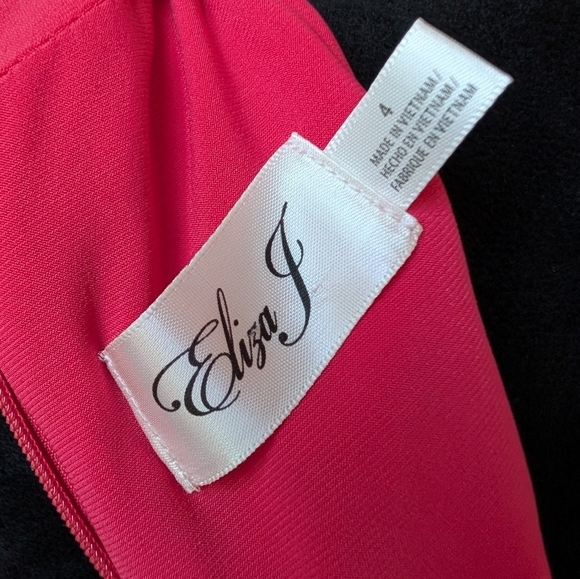 Eliza J High Neck Sleeveless Long Dress in Coral Pink Size 4 - Picture 13 of 14